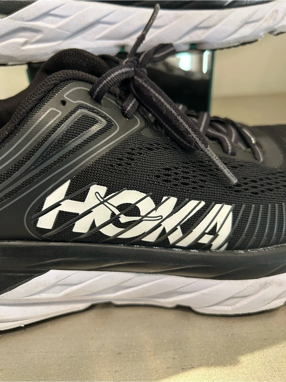 Hoka One One Men’s Black and White Bondi 7 Running Shoes